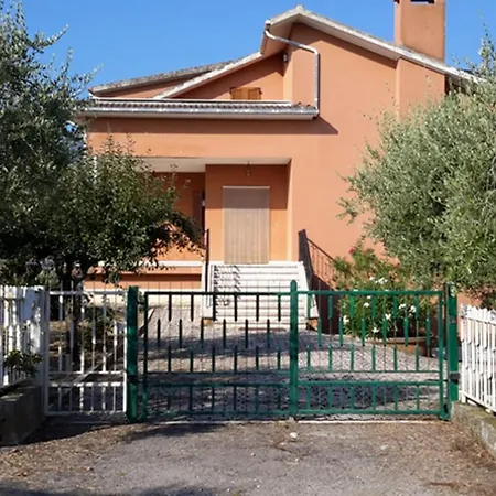 Le Vigne Di Clementina Fabi In בית חווה